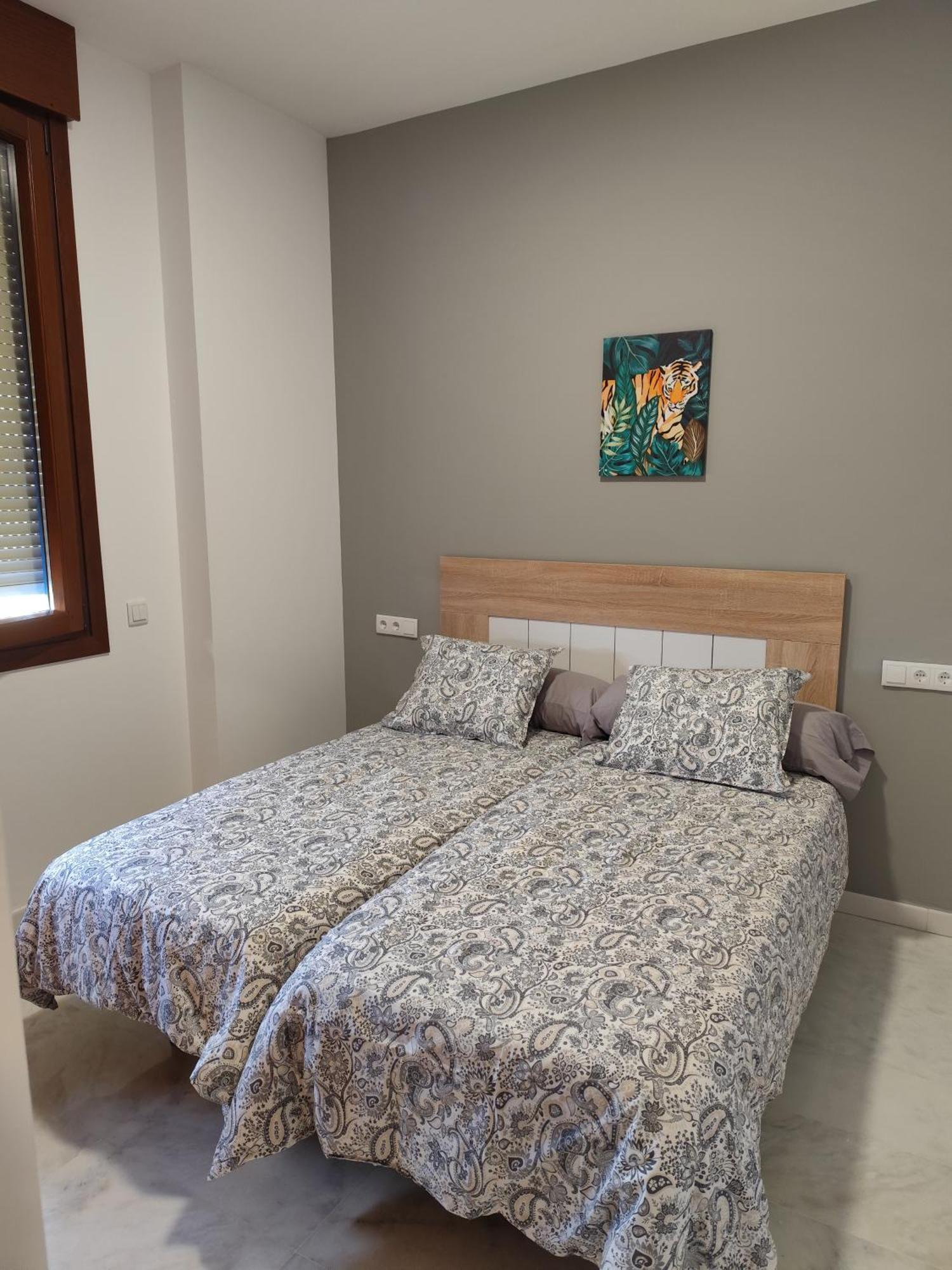 Fibes Lux Este. * Séville